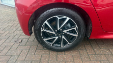 Toyota Yaris 1.5 Hybrid Design 5dr CVT Hybrid Hatchback